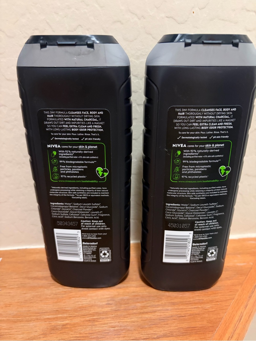 NIVEA MEN Active Clean 3-in-1 Body Wash - Black (Natural Charcoal) - Picture 2 of 2